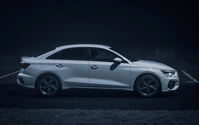 Audi S3 cena 222000 przebieg: 36000, rok produkcji 2022 z Toruń małe 562